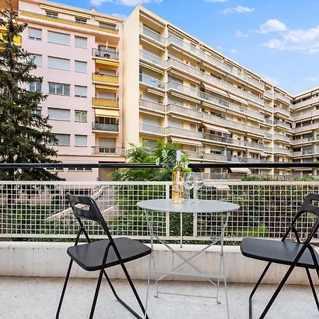 Castel Ii - Agreable Deux Pieces - Centre Appartement *