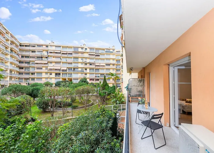 Castel Ii - Agreable Deux Pieces - Centre Menton
