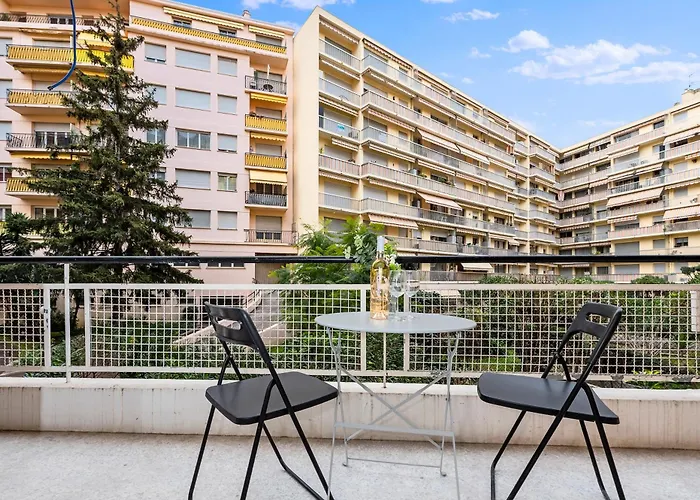Castel Ii - Agreable Deux Pieces - Centre Apartment *